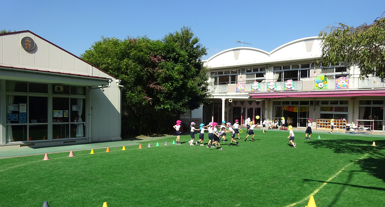 サンタ セシリア 幼稚園 芸能人